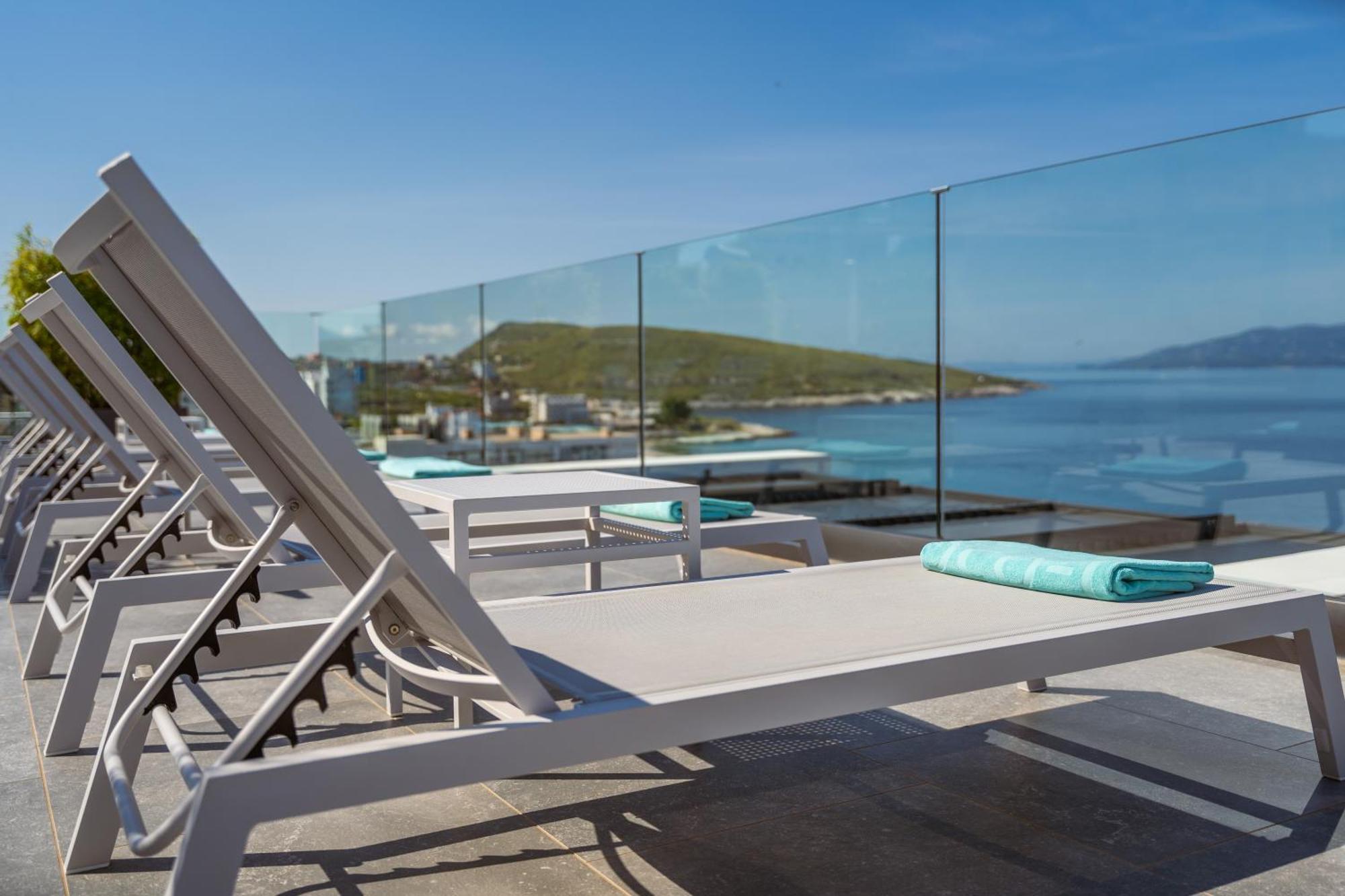 Glow Boutique Hotel & Suites Саранда Экстерьер фото