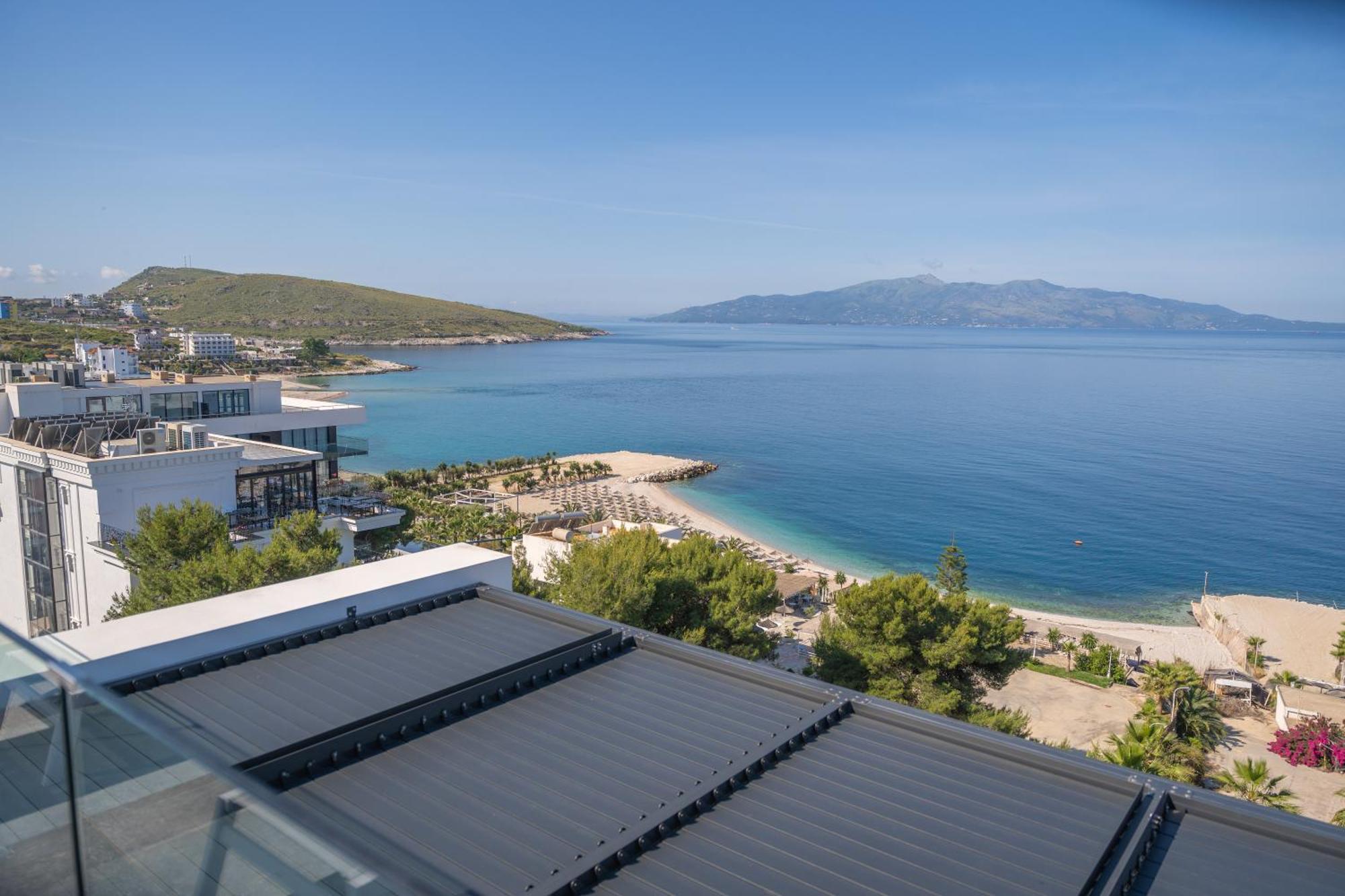 Glow Boutique Hotel & Suites Саранда Экстерьер фото