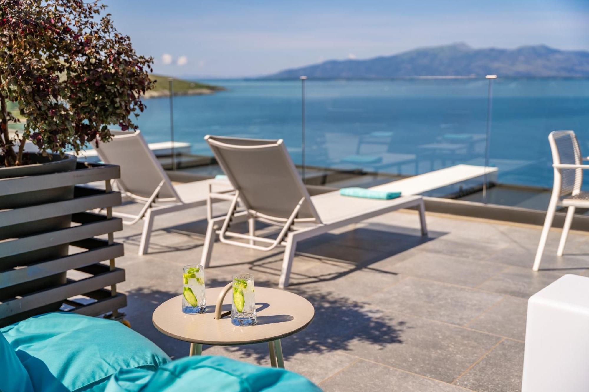 Glow Boutique Hotel & Suites Саранда Экстерьер фото